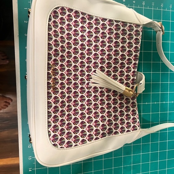 Sassy Jones white fan print shoulder bag - Picture 10 of 14